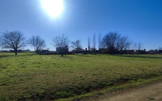 Lote en Azcuenaga – 2027 m2