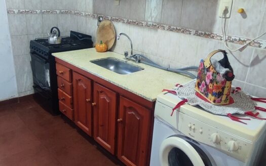 Azcuénaga – Casa 2 dormitorios