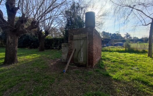 Casa a reciclar en Azcuenaga- 1200 m2 GRAN LOTE