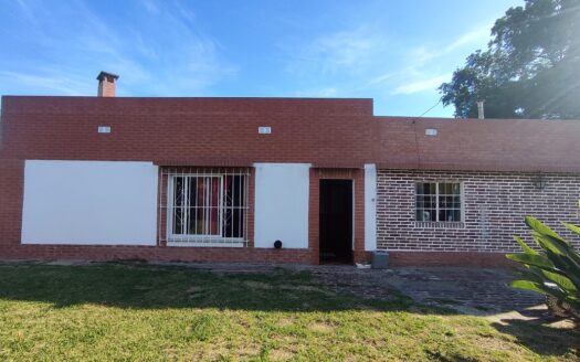 Casa y lotes en el corazón del Barrio Villa Manchi