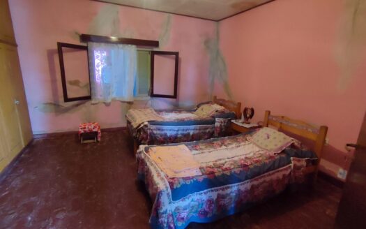 Casa y lotes en el corazón del Barrio Villa Manchi