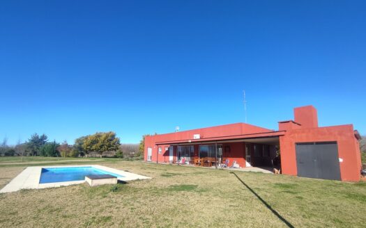CASA QUINTA EN VENTA – 1 HECTÁREA